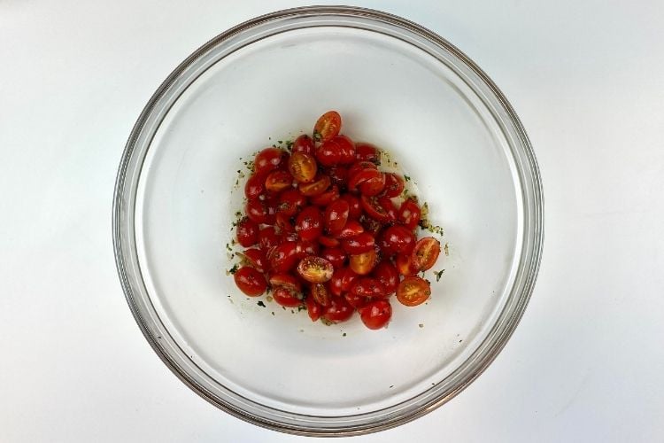 white bean salad with roasted tomatoes | Healthy Foodie Girl white bean salad with roasted tomatoes