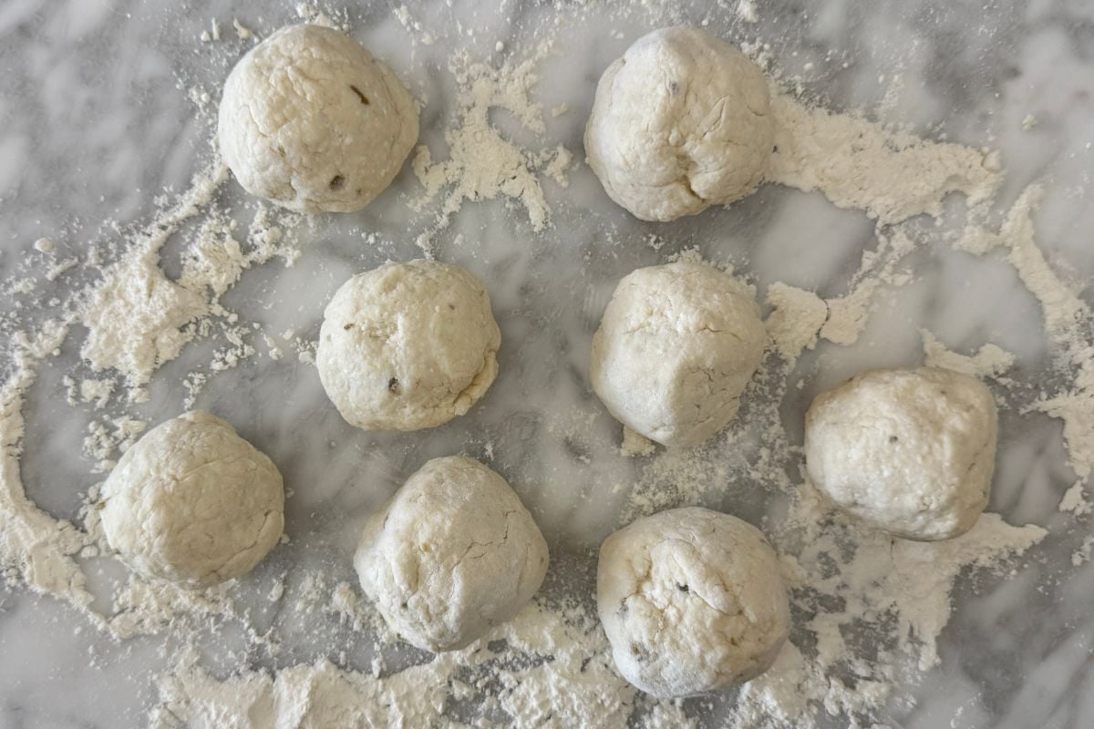 Bagel dough rolled into balls | Healthy Foodie Girl Bagel dough rolled into balls