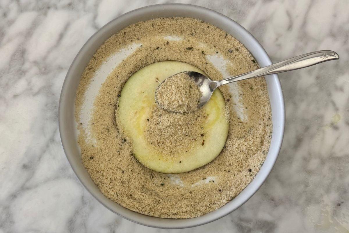 Coated sliced eggplant in breadcrumbs | Healthy Foodie Girl Coated sliced eggplant in breadcrumbs