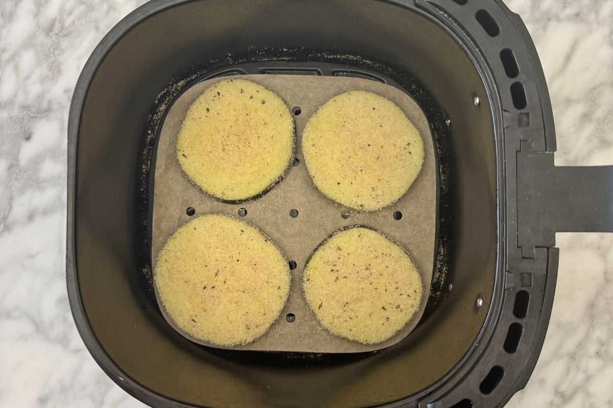 Eggplant slices in air fryer | Healthy Foodie Girl Eggplant slices in air fryer