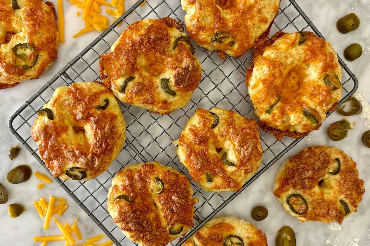 High-Protein Jalapeño Cheddar Bagels | Healthy Foodie Girl High-Protein Jalapeño Cheddar Bagels