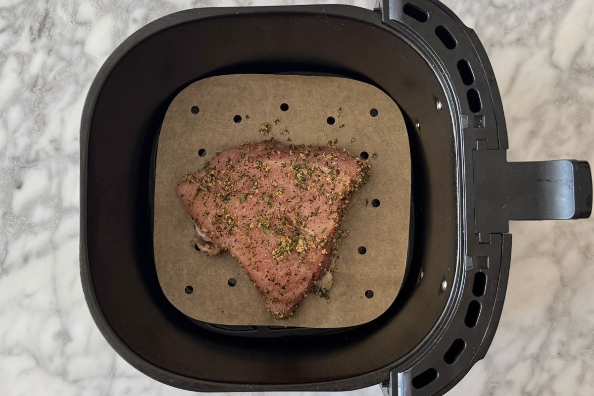 Seasoned turkey breast in air fryer | Healthy Foodie Girl Seasoned turkey breast in air fryer