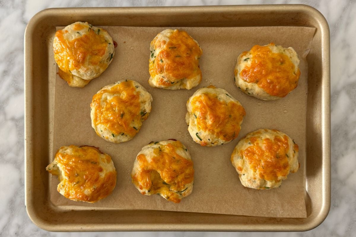 Protein biscuits with cheddar and chive on a sheet pan | Healthy Foodie Girl Protein biscuits with cheddar and chive on a sheet pan