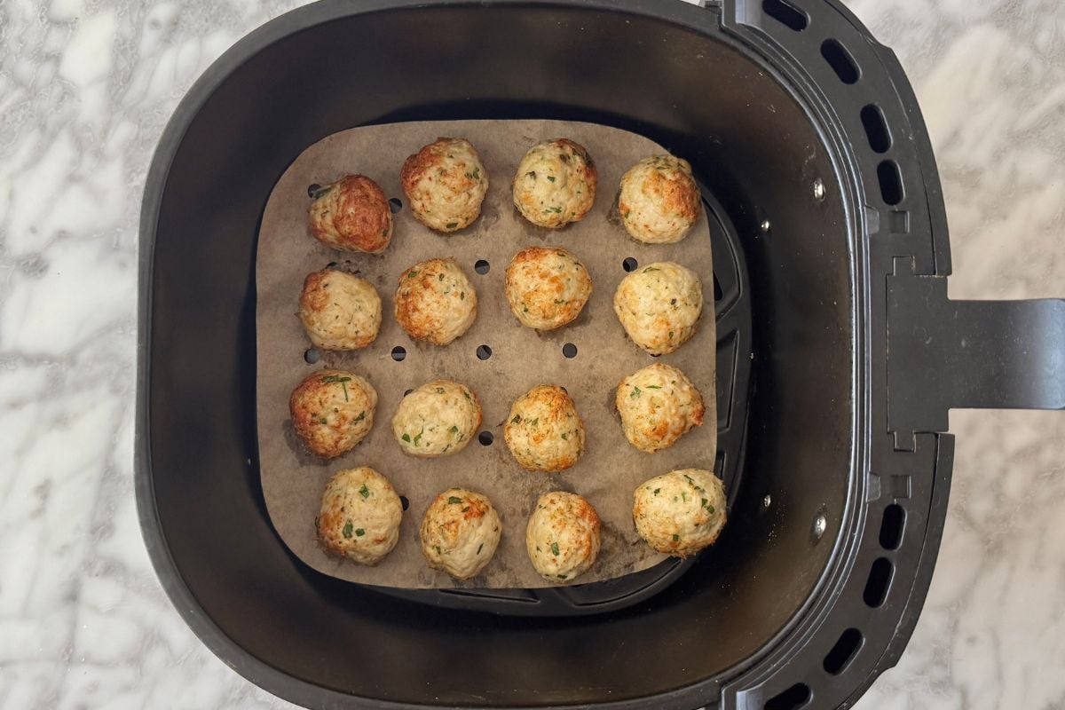 Air fried turkey meatballs in air fryer.